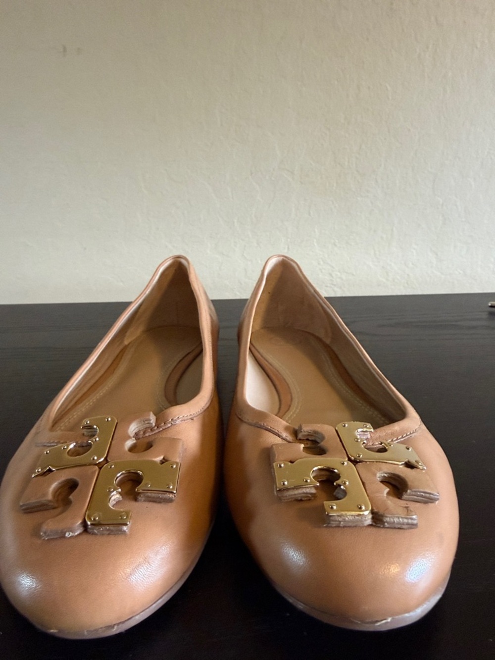 Tory Burch Women’s Lowell Logo Ballet Flat Royal Tan Leather size 10 - Picture 5 of 17